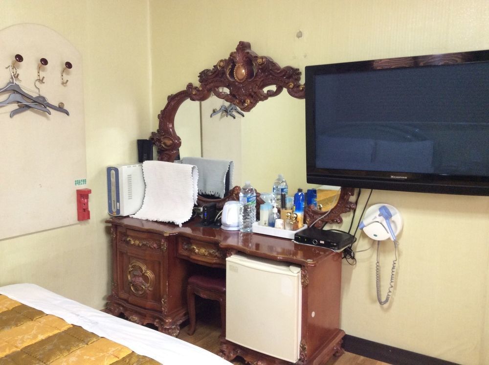 Busanjang Motel מראה חיצוני תמונה
